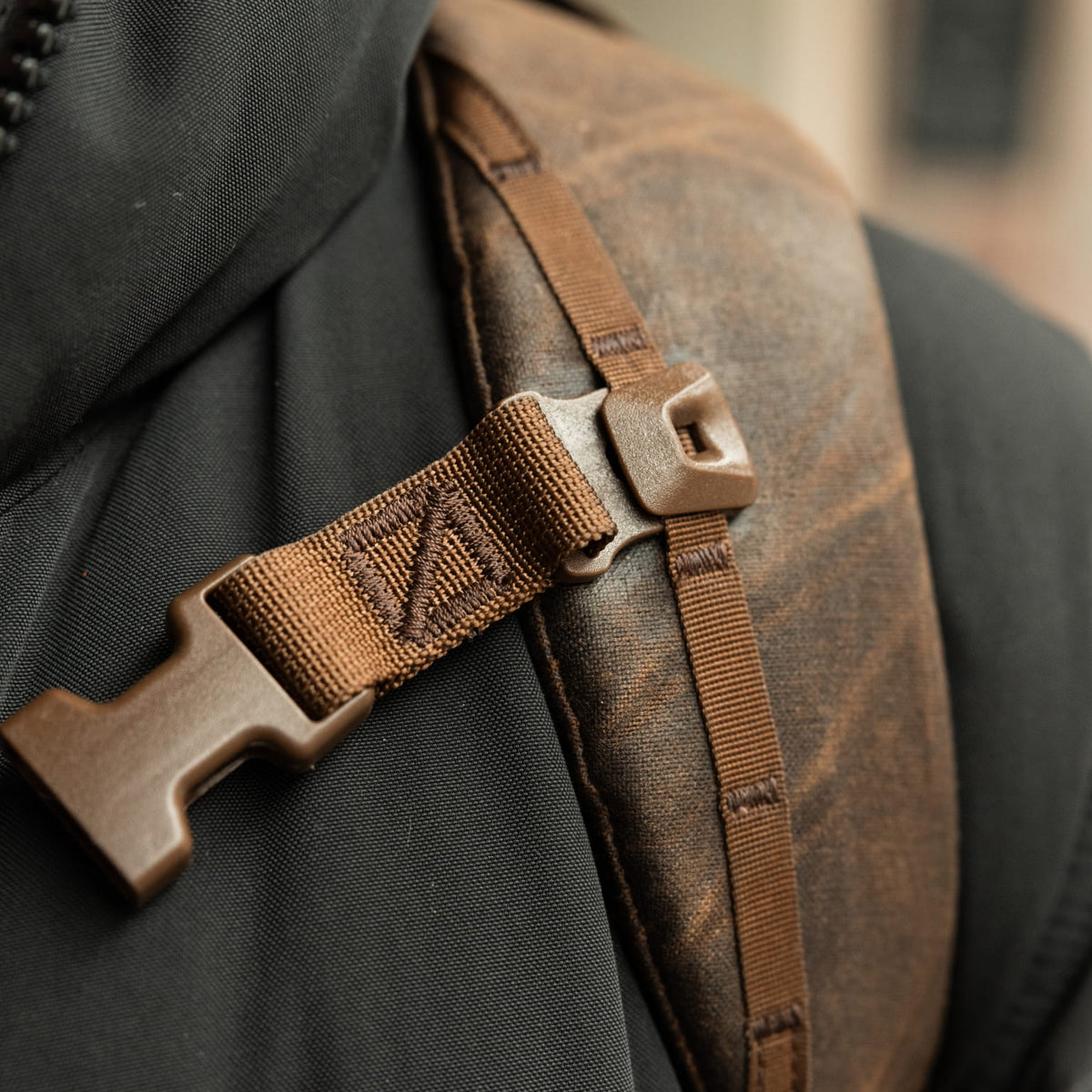 CIVIC Travel Bag 26L in Waxed Canvas - Waxed Tan - Sternum Strap [13012cc-WTN]