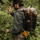 CIVIC Travel Bag 26L in Waxed Canvas - Waxed Tan - Berry Picking  CIVIC Travel Bag 26L in Waxed Canvas - Waxed Tan - Berry Picking  [13012cc-WTN
