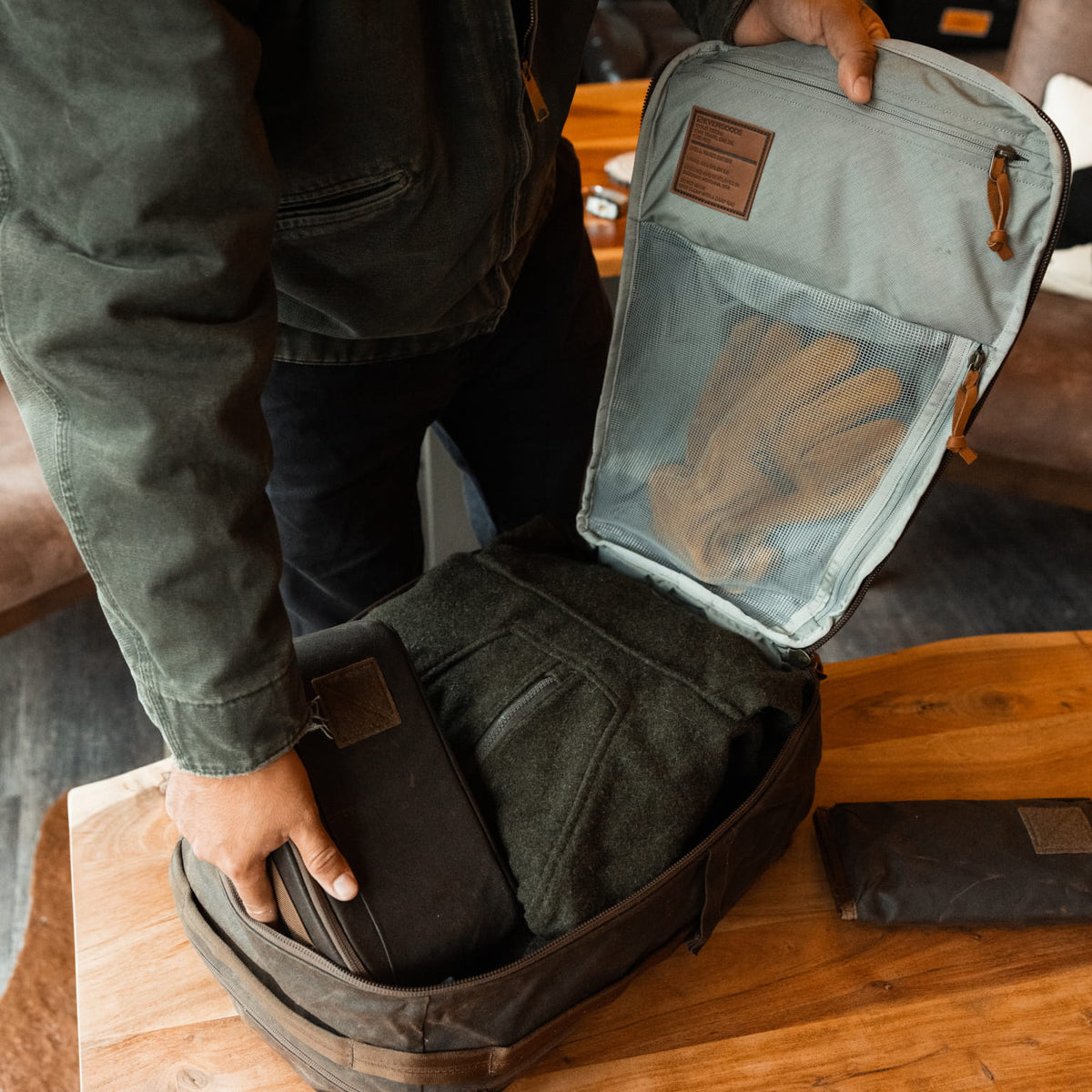 CIVIC Travel Bag 26L in Waxed Canvas - Waxed Tan -  Panel Loading [13012cc-WTN]