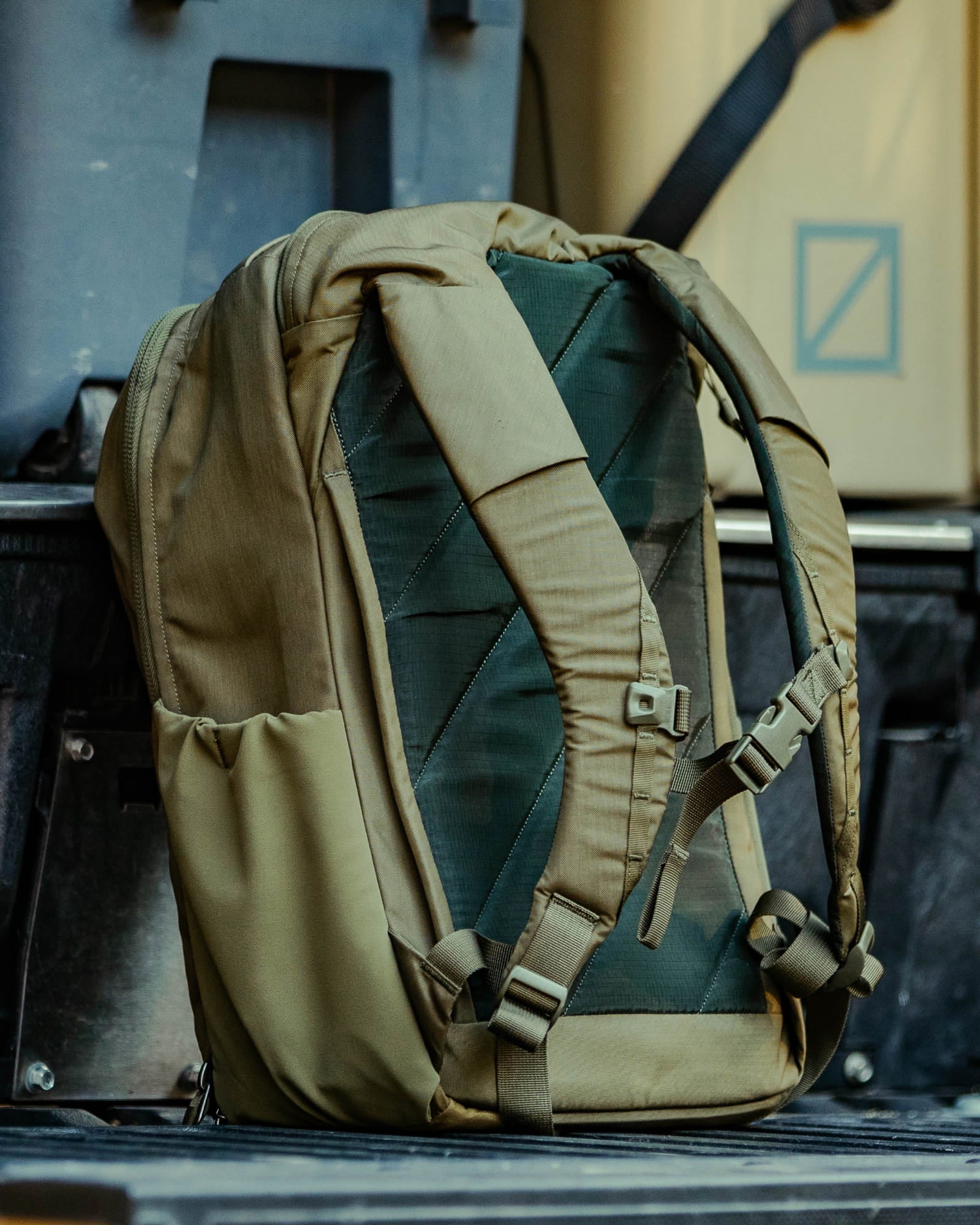 CIVIC Travel Bag Durable Back Panel