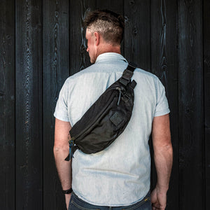 MOUNTAIN Hip Pack 3.5L Waxed Olive Carryology Sling