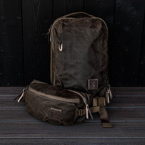 MOUNTAIN Hip Pack 3.5L Waxed Tan Carryology