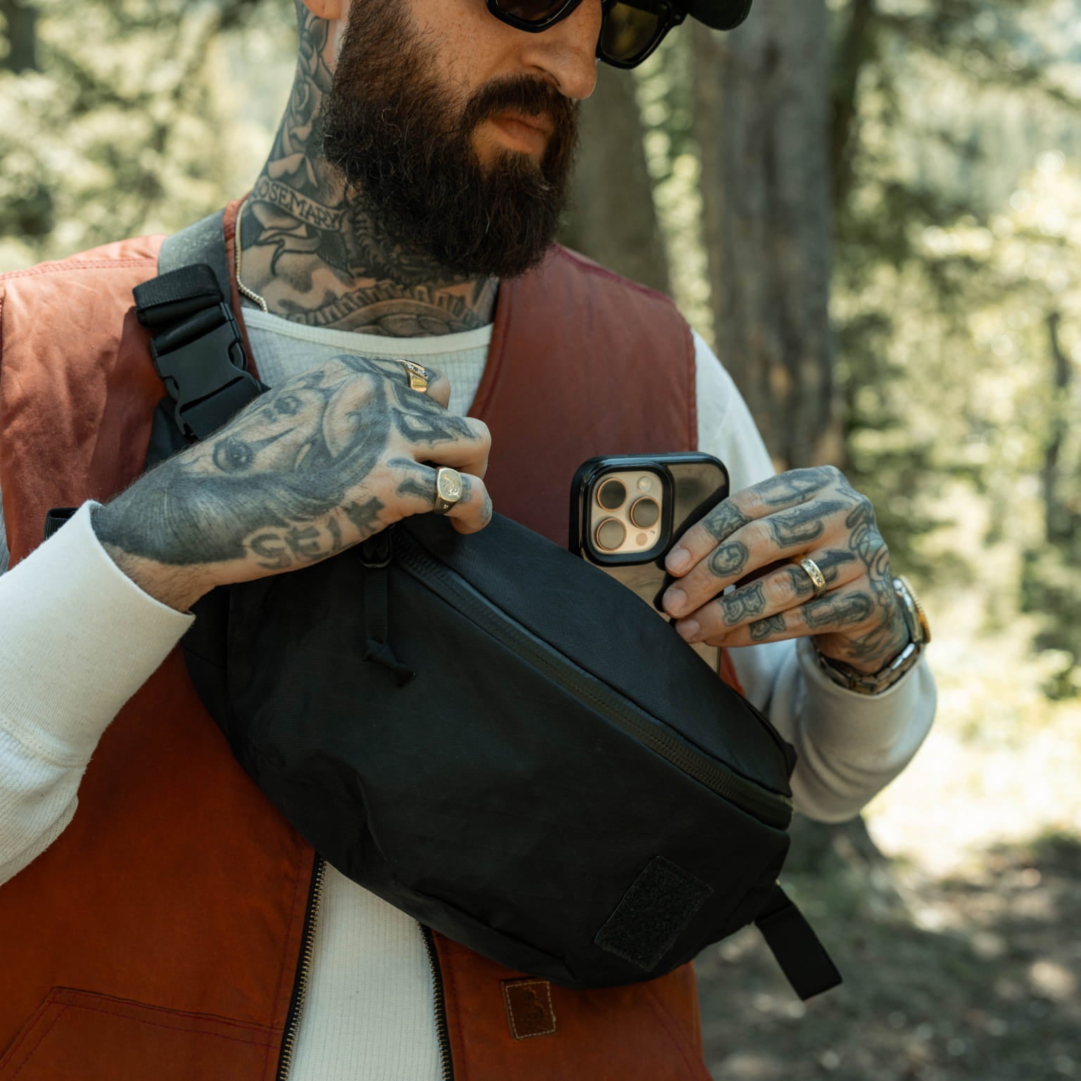 MOUNTAIN Hip Pack 3.5L - X-Pac Cell Phone in Pocket