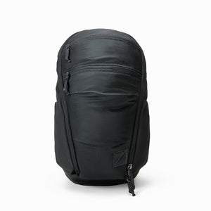 MOUNTAIN Panel Loader 22L - Solution Dyed Black - Front panel