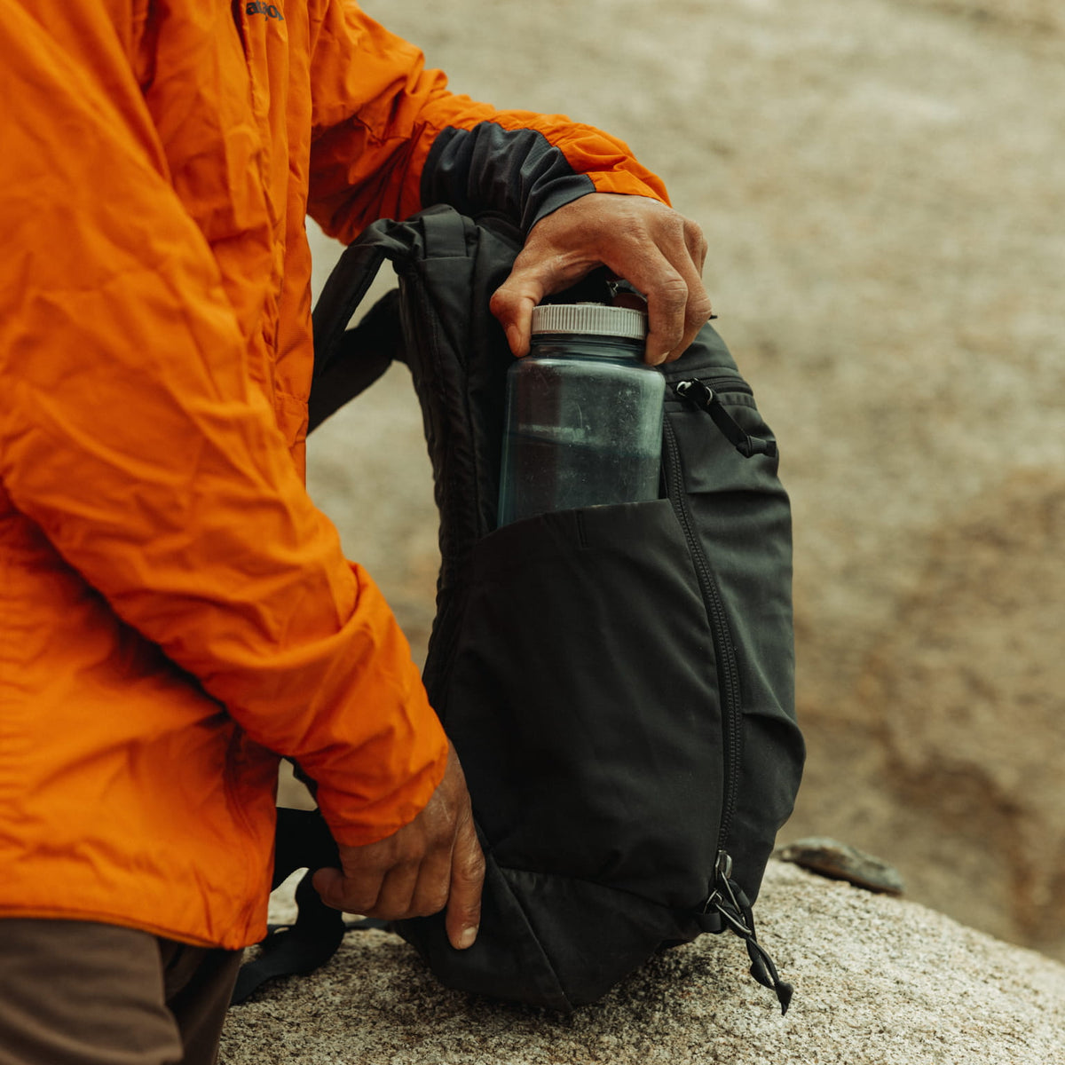 MOUNTAIN Panel Loader 22L