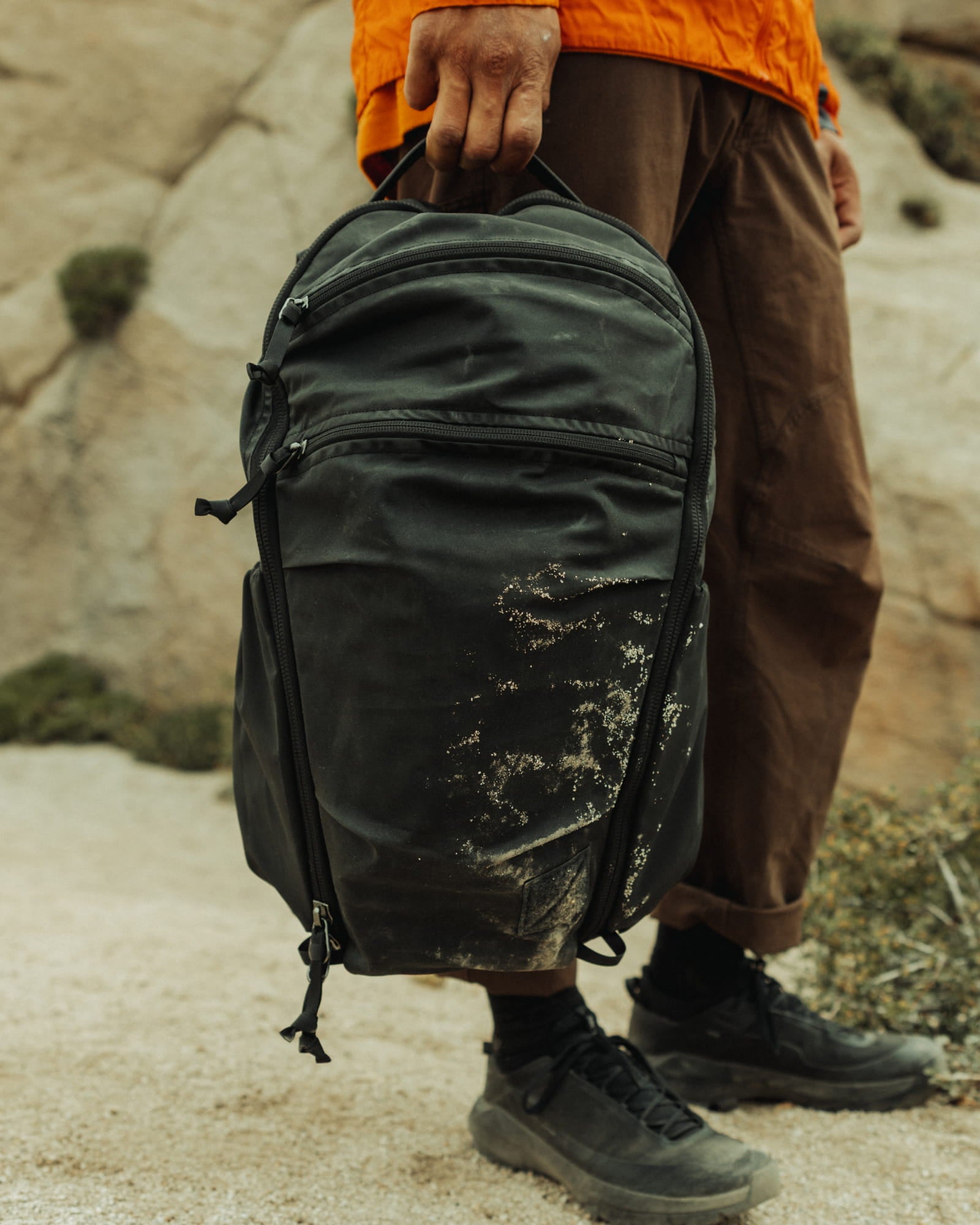 MOUNTAIN Panel Loader Durable Textile