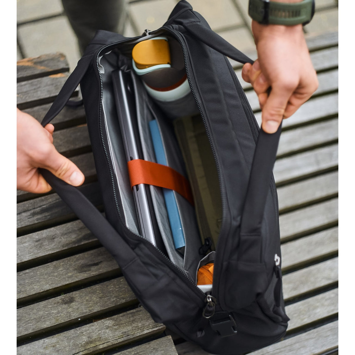 ★TOUT Y EST★ RE Eclair Cross 20 RCBRX23412BUX Transit Briefcase 20L - EVERGOODS