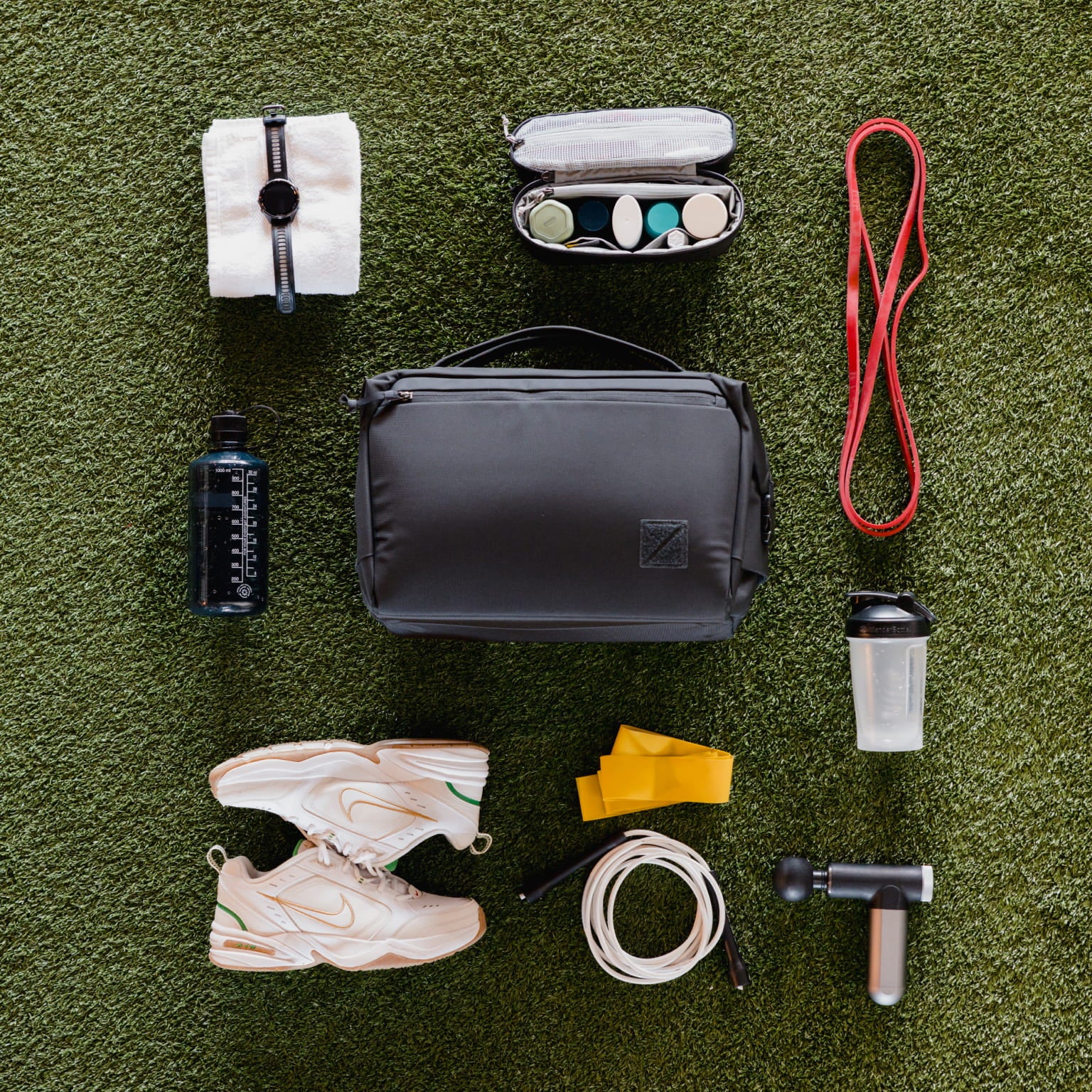Transit Duffel 25L in Solution Dyed Black - gym loadout [13023d-SBK]