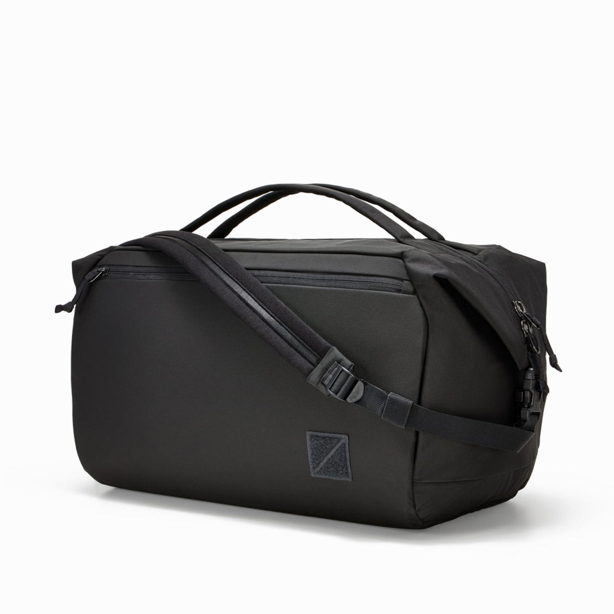 Transit Duffel 35L in Solution Dyed Black - 