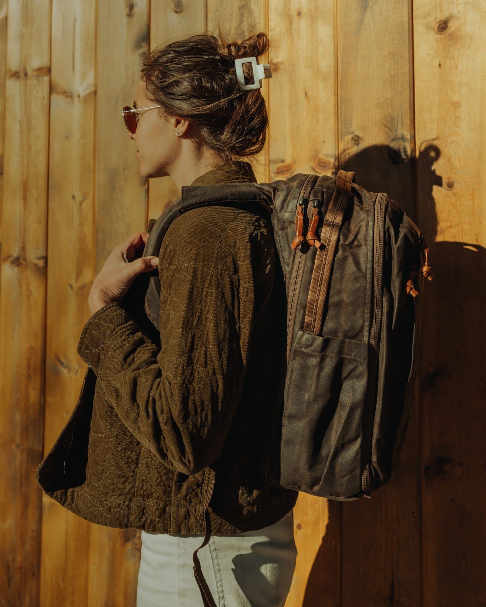 Waxed Canvas CIVIC Travel Bag Leather Details
