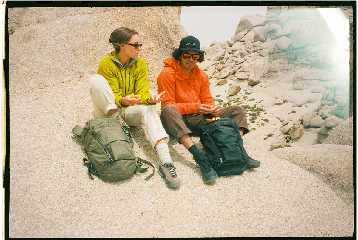 EVERGOODS Bishop Behind the Scenes Film Mountain Panel Loader 22L taking a break from hiking