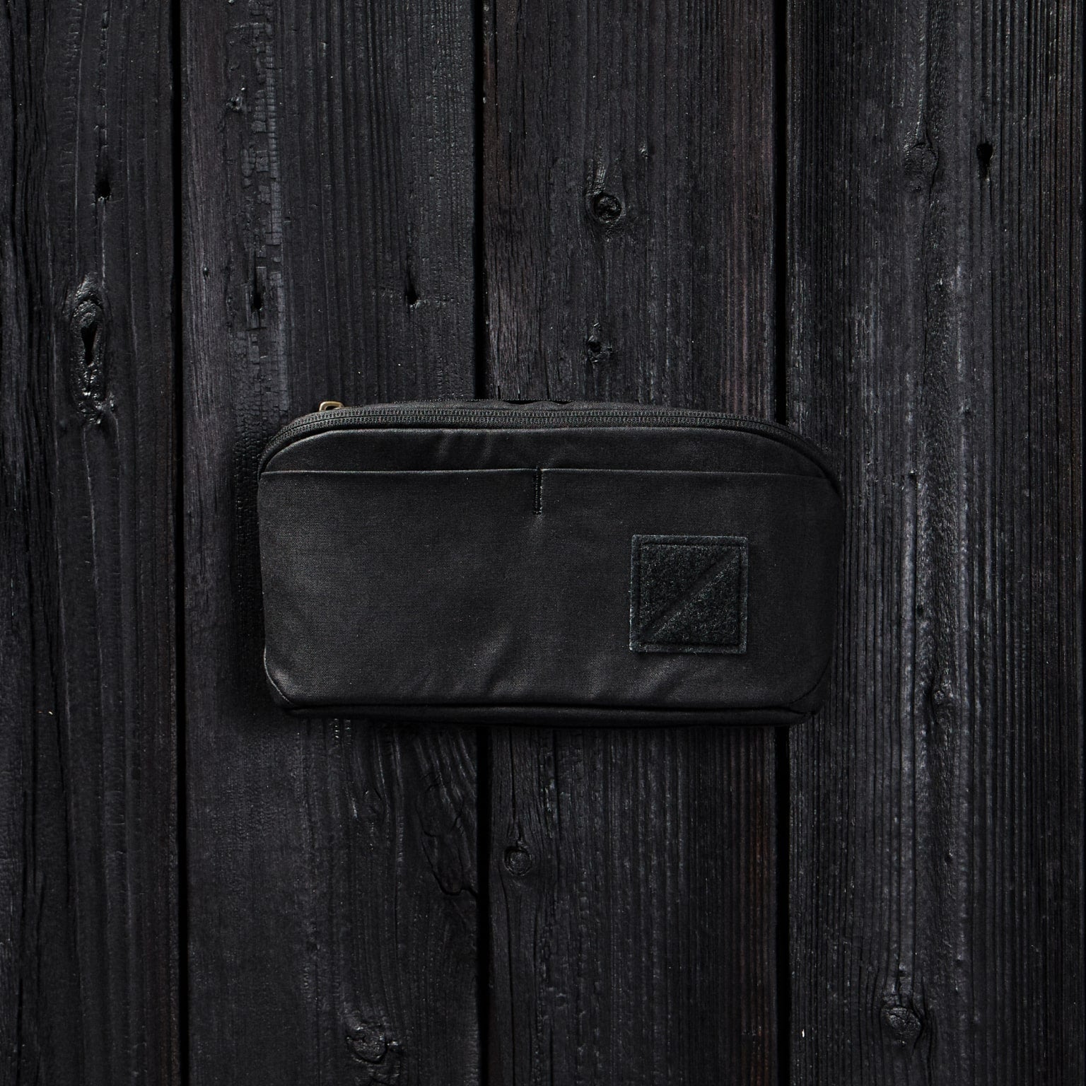CIVIC Access Pouch 2L Waxed Black Carryology